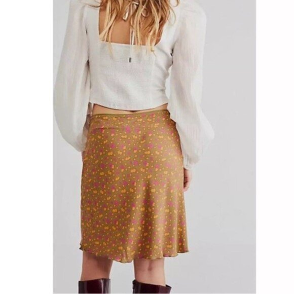 Free People IRL Floral‎ Printed Skirt NWT - Picture 2 of 5